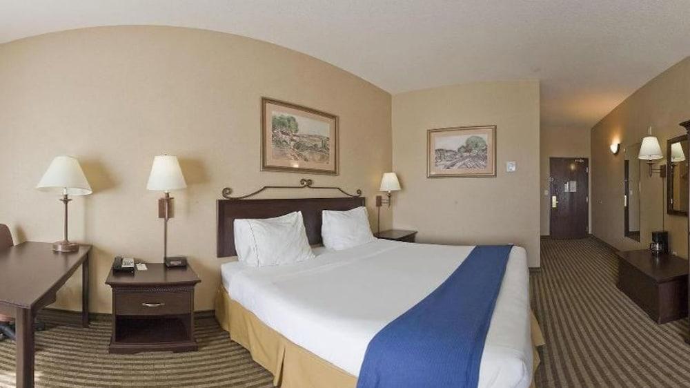 Holiday Inn Express Hotel & Suites Marina By Ihg Exterior foto