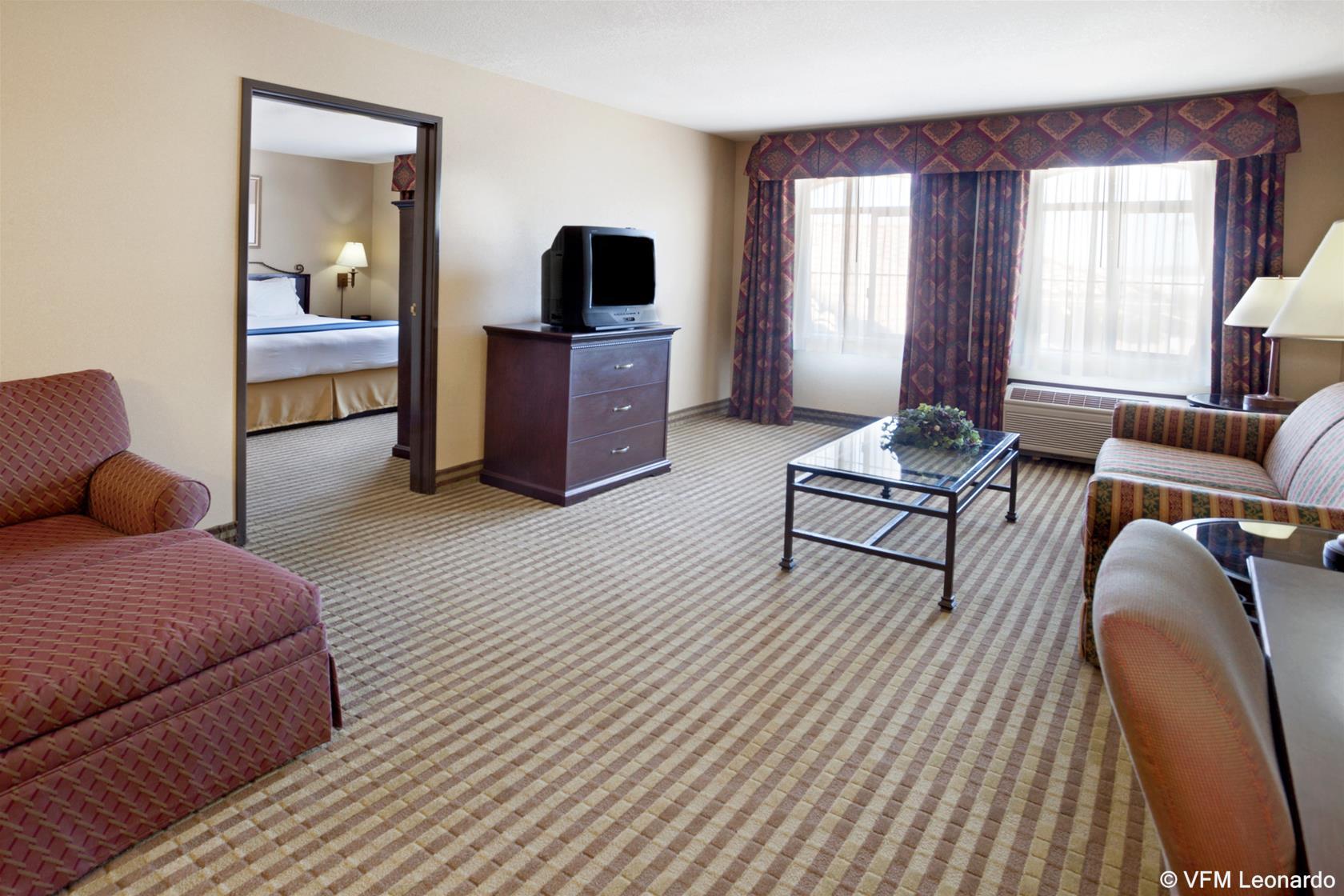 Holiday Inn Express Hotel & Suites Marina By Ihg Exterior foto