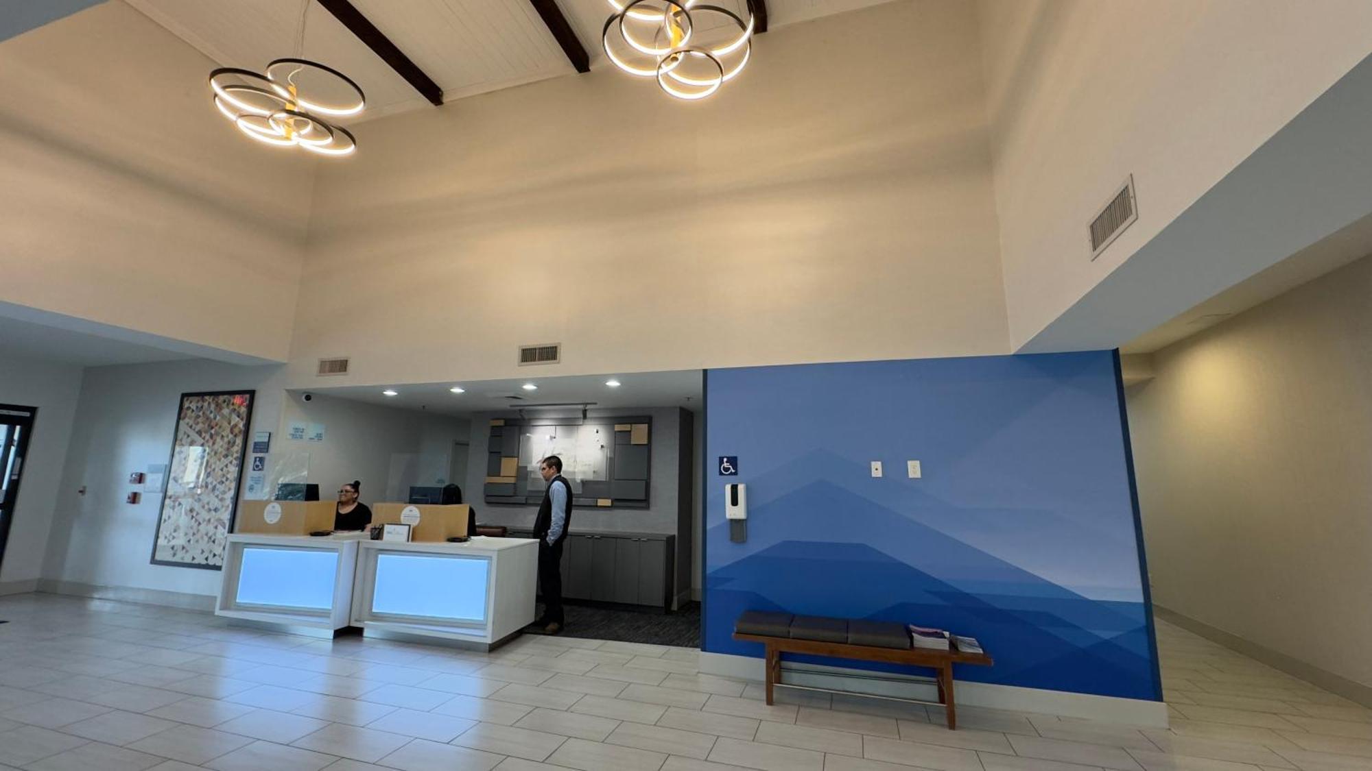 Holiday Inn Express Hotel & Suites Marina By Ihg Exterior foto