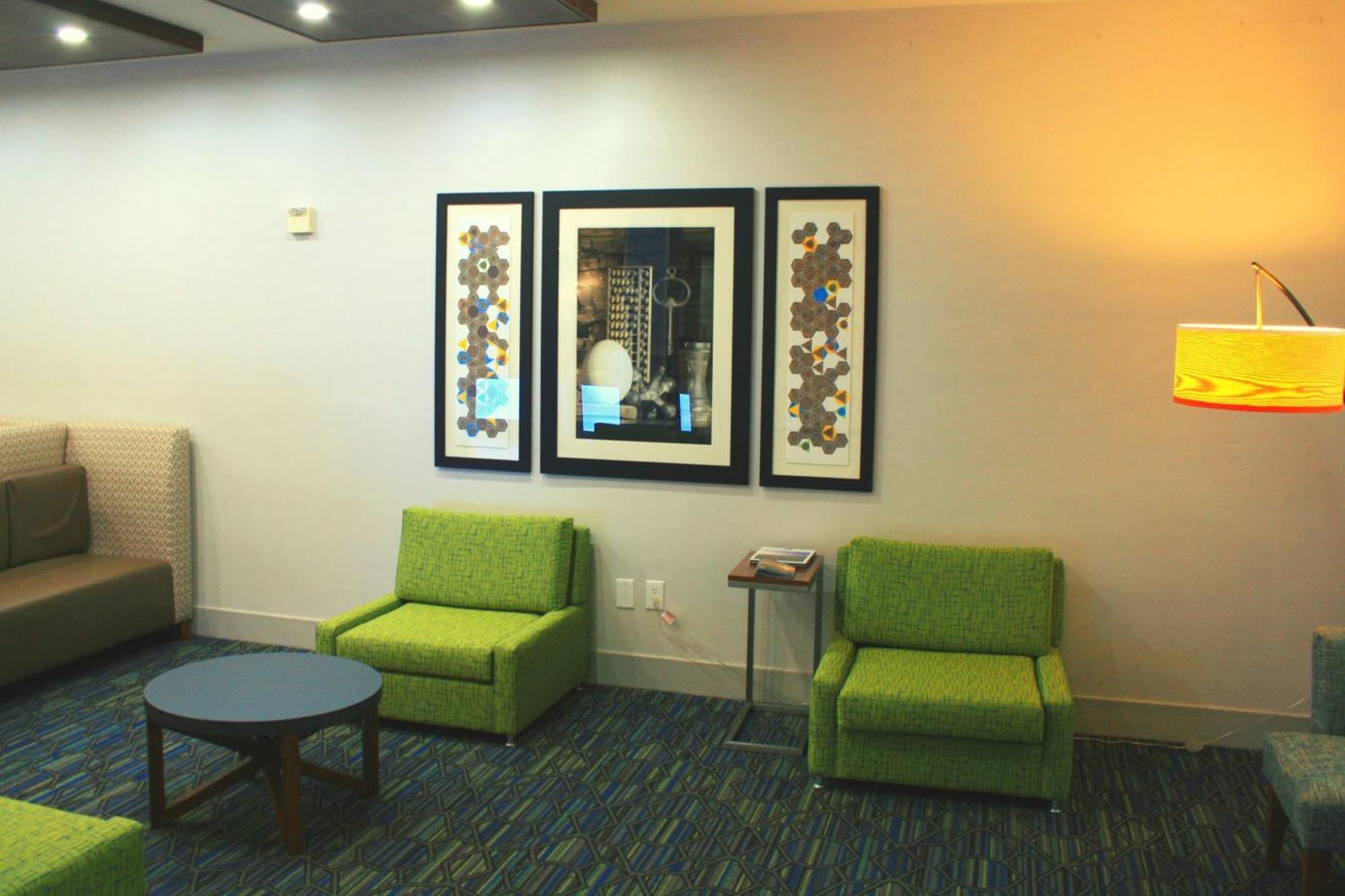 Holiday Inn Express Hotel & Suites Marina By Ihg Exterior foto